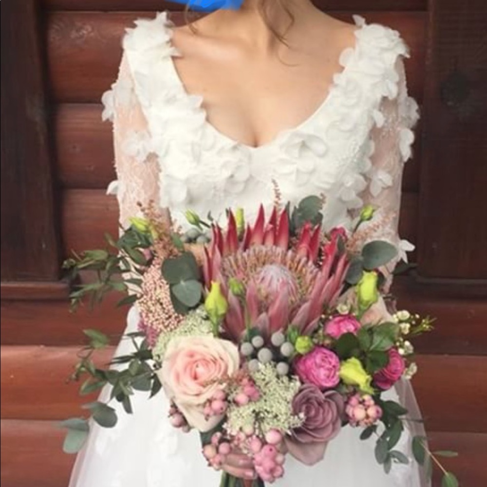 Ivory Wedding dress